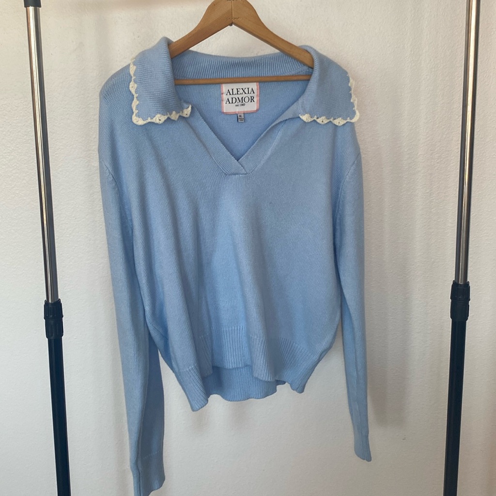 Alexia Admor | Baby Blue Coquette Crochet-Edge Sweater